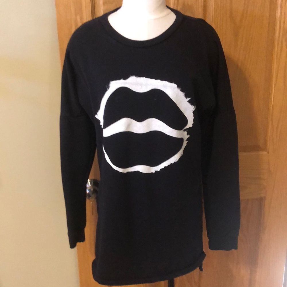 Lauren Moshi designer sweatshirt